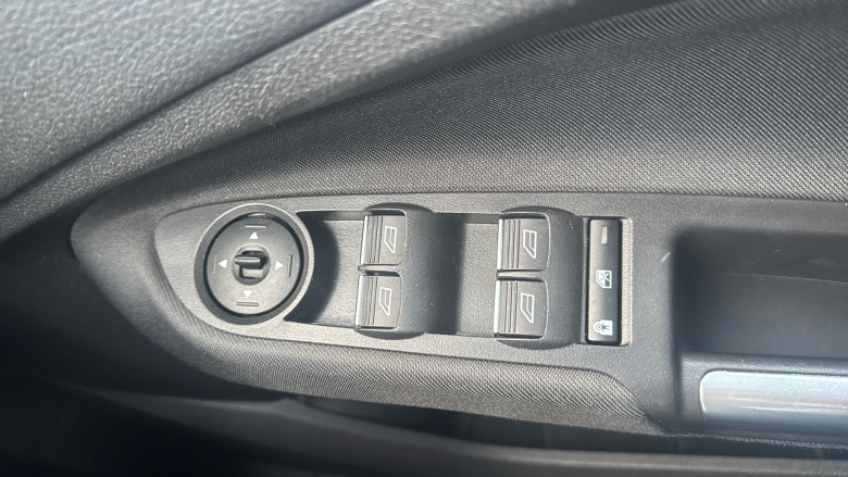 Ford Grand C-MAX 1.5 TDCi Zetec 5dr Diesel Estate